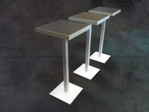 mesas_altas_Aluminio_porcelanico